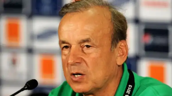 Seychelles Vs Nigeria: Rohr Warns Super Eagles As 18 Players Hit Camp